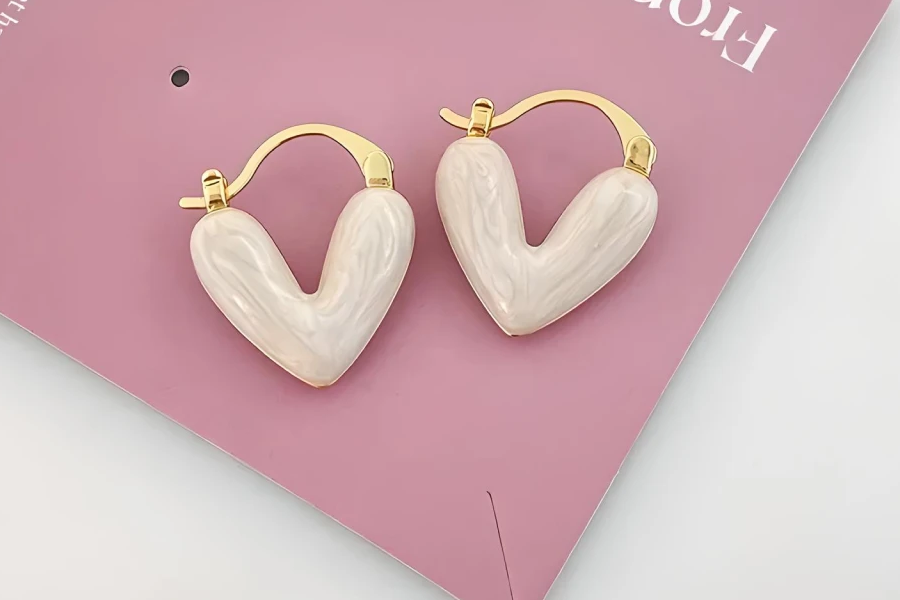 Stylish Heart-Shaped Jewelry