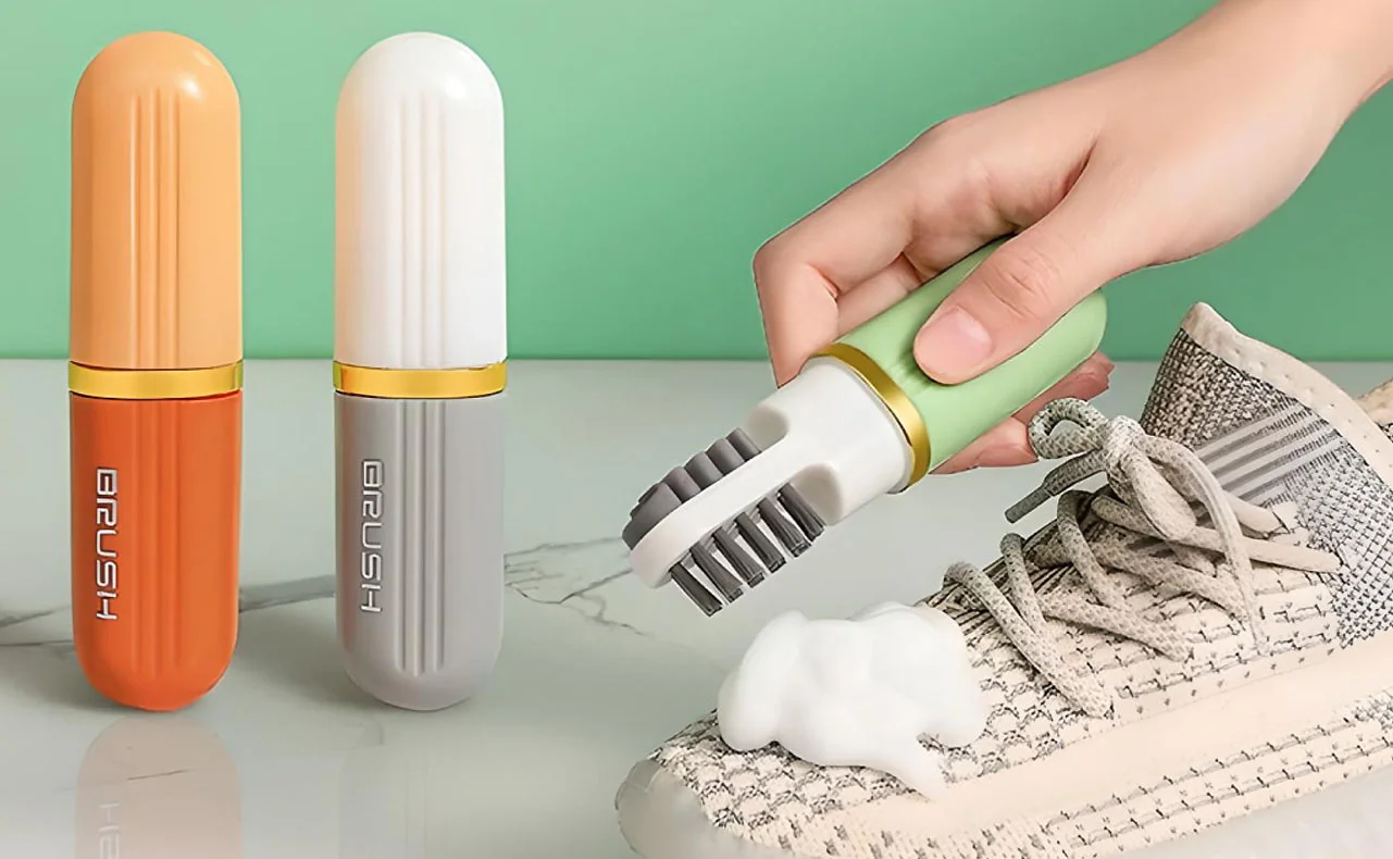 Efficient 3-in-1 Soap Dispenser Brush