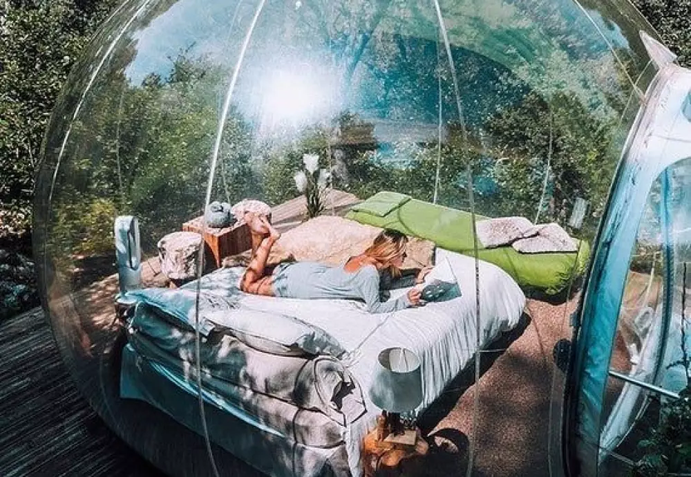 small bubble tent